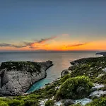 Roxa Montuoso * Agios Leon