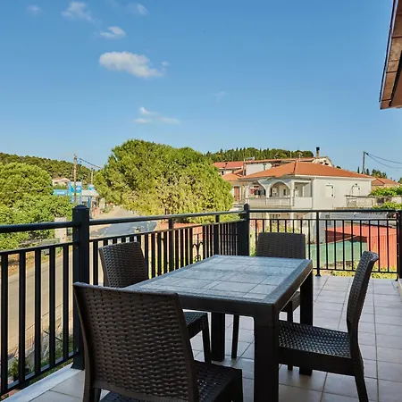 Roxa Montuoso Daire *