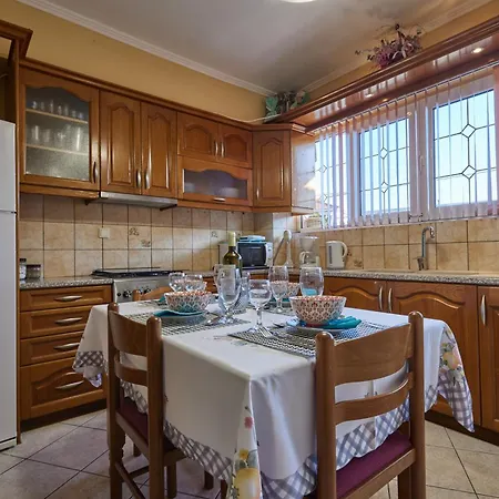 Roxa Montuoso Appartement Agios Leon