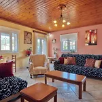 Roxa Montuoso Apartman *
