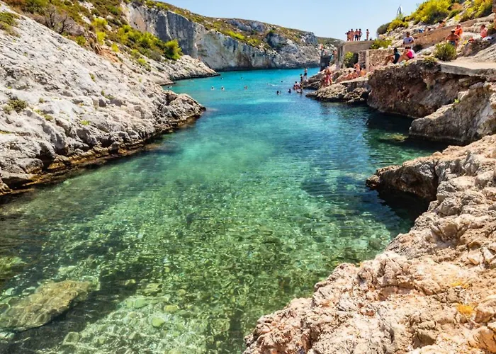 Roxa Montuoso Άγιος Λέον